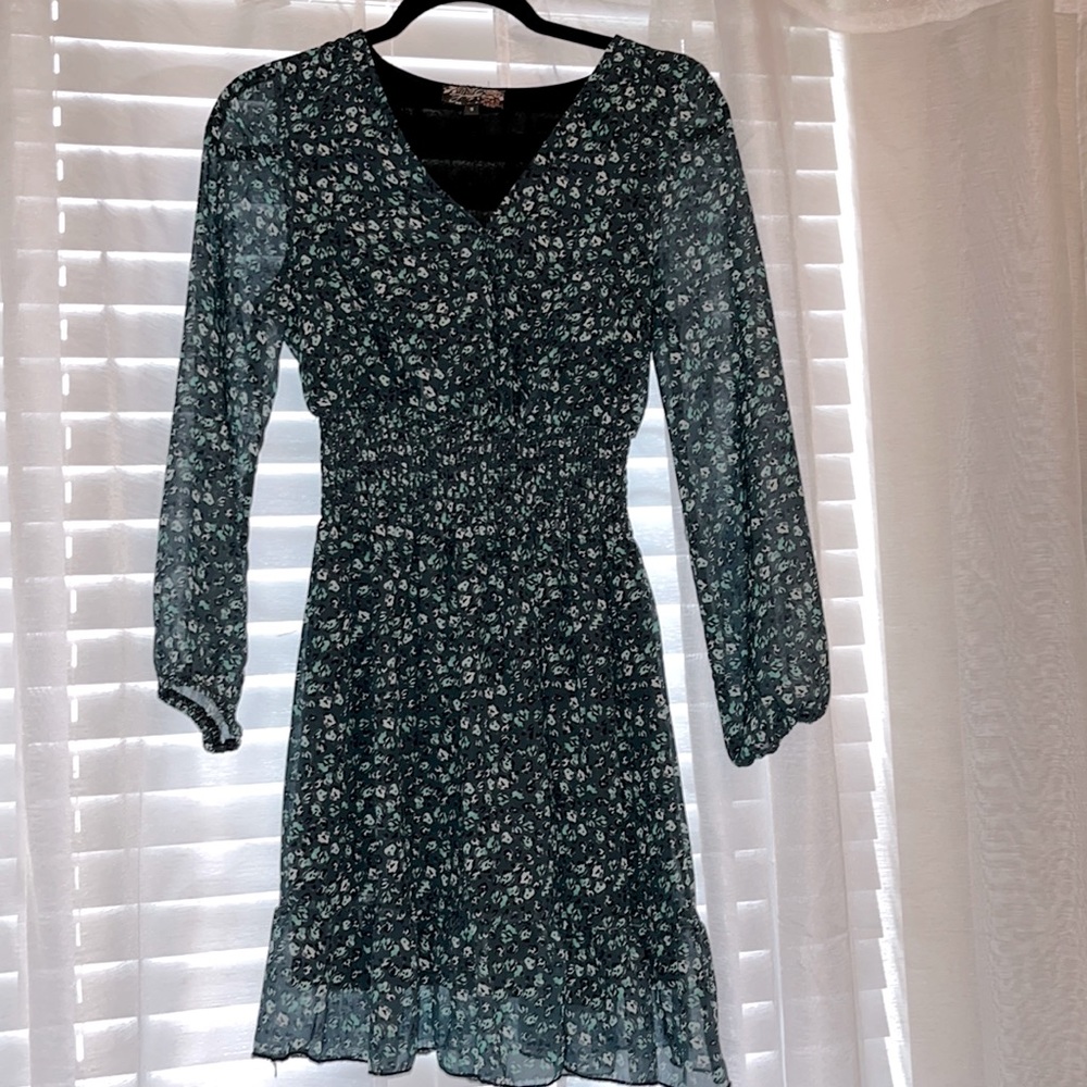 V-Neck Long Sheer Sleeve Smocked Waist Minidress Green Floral
